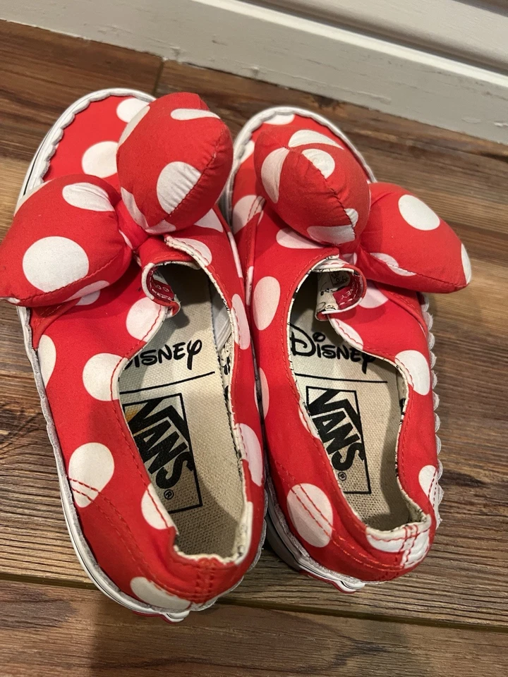VANS x Disney Minnie's Bow Auténtico Zapato de Skate Gore Sin Cordones para Mujer 7 Foto 4 de 4