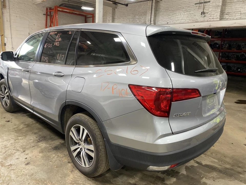 GLOVE BOX DOOR Honda Pilot 2017 17 1395532 Foto 3 de 4