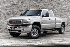 2005 GMC Sierra 2500HD Ext Cab 157.5" WB 4WD SLT