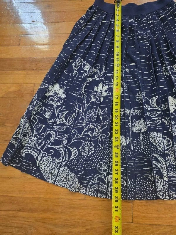 Falda midi de punto plisado mediana Anthropologie Haven A001232 Foto 2 de 4