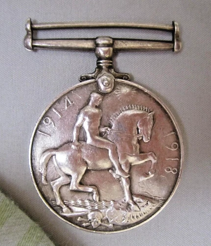 WW 1 BRITISH WAR MILITARY SILVER MEDAL BRAVERY - KING GEROGE V - BRITAIN