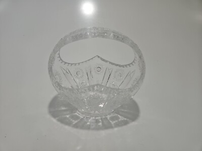 EQUISITE VINTAGE EASTERN EUROPEAN CLEAR CUT CRYSTAL OVAL DECORATIVE BASKET