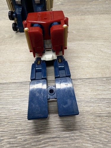 Autobot Hasbro G1 Transformers 1988 Optimus Prime Powermasters (faltan piezas) - Imagen 8 de 19