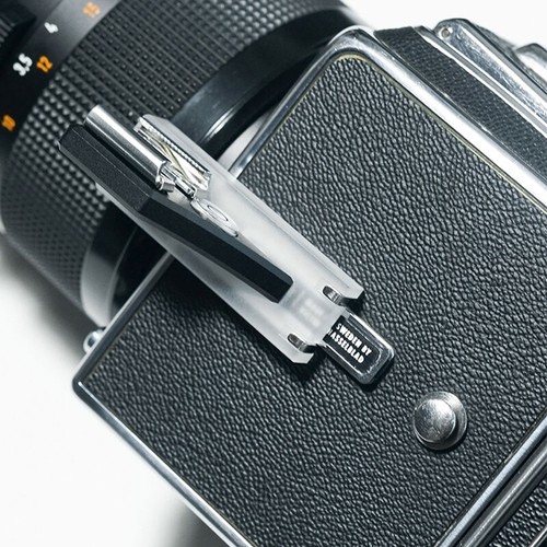 H Mount Cold Shoe Mount Bracket Compatible with Hasselblad 5/2 Series DOOMO - Picture 3 of 3