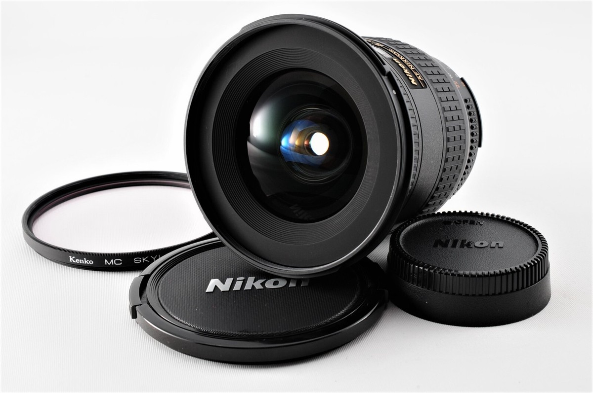 Near MINT] Nikon AF NIKKOR 18-35mm f/3.5-4.5 zoom lens from