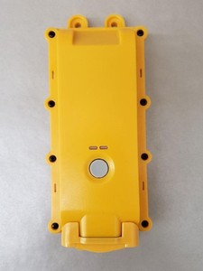 AT-100 LTE C1 ELS61-US REl.2 LV100 GC9773001-020 Yellow Equipment Tracker
