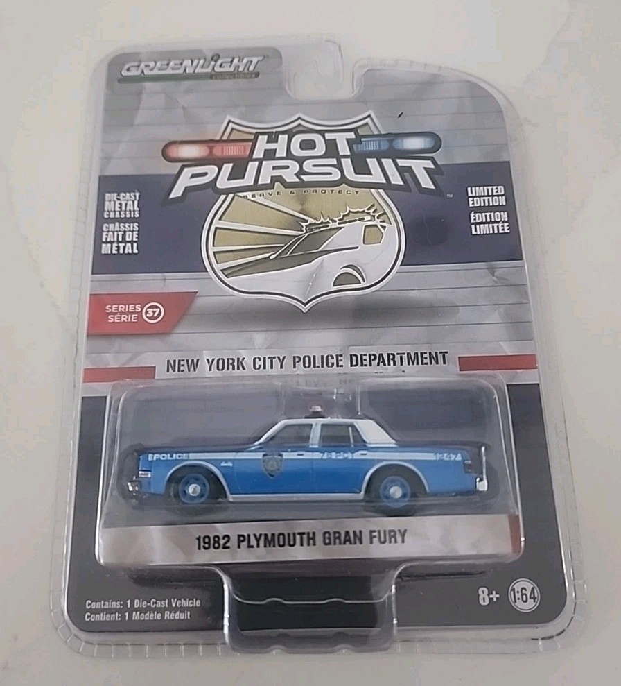 Greenlight NYPD Hot Pursuit 1982 Plymouth Gran Fury New York City