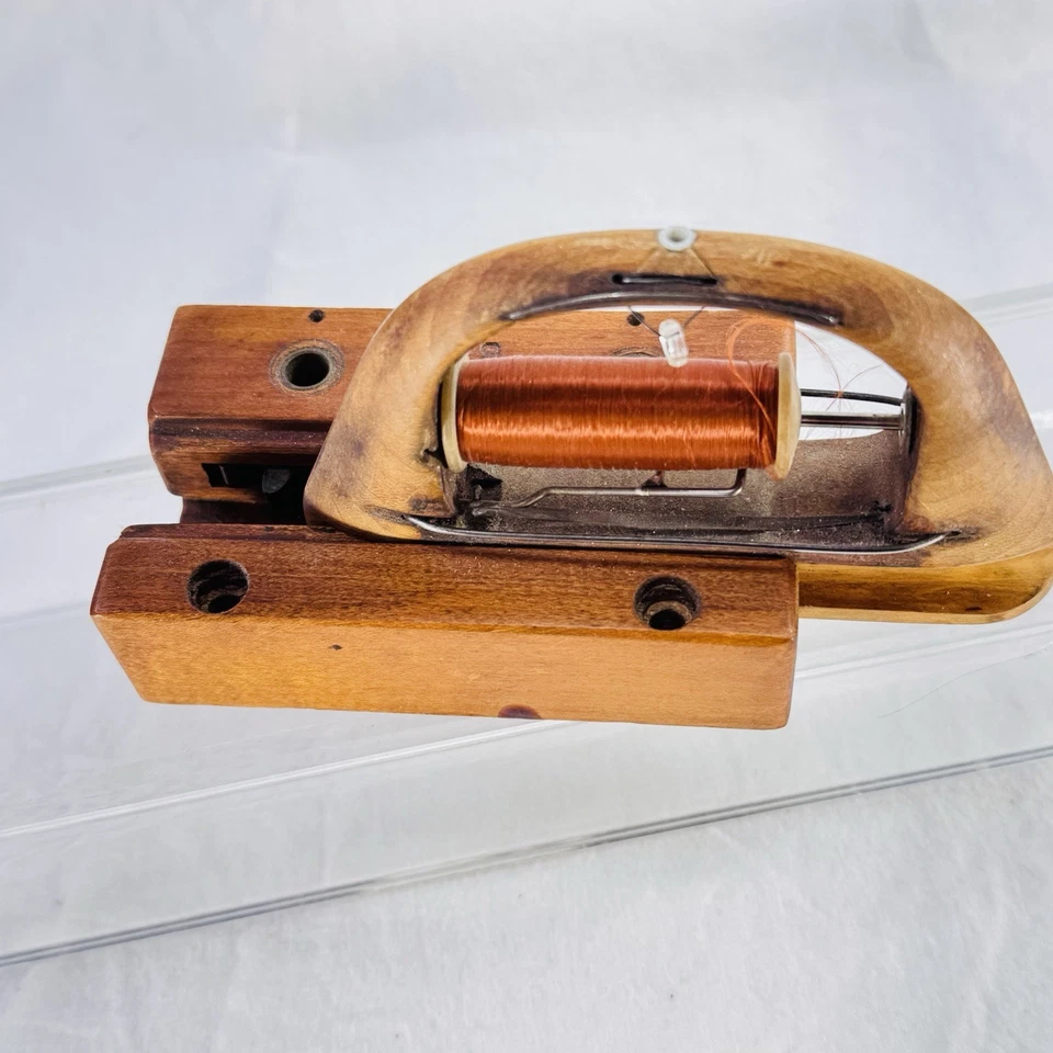 Vintage Antique Mechanical Industrial Wood Sewing Machine Shuttle, bobbin, gear - Image 4 of 4