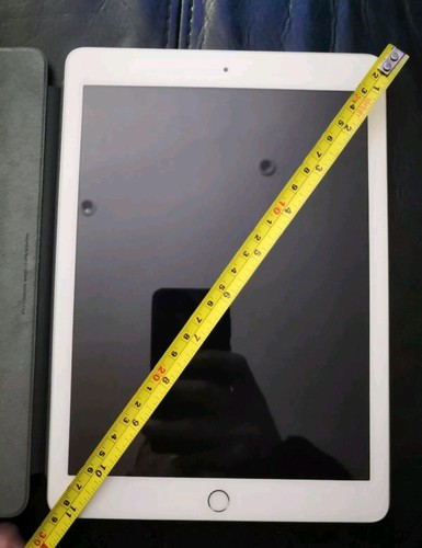 Apple iPad Smart Cover 9.7 Inch. (Genuine). - Afbeelding 7 van 10