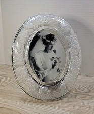 Crystal Clear Signatures Crystal Frosted Oval Picture Frame Floral Design 9 X 11