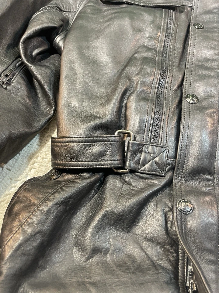 Винтажная мужская черная мотоциклетная кожаная куртка FIRSTGEAR размер -46 высокая - Изображение 4 из 4
