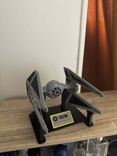 🚀 Vaisseau Star Wars TIE/IN – Maquette / Objet déco