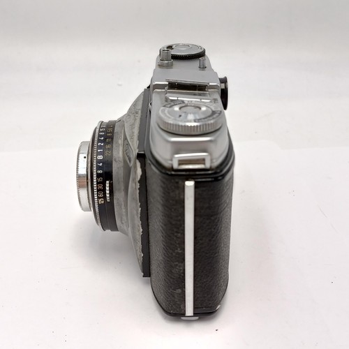 Kodak Retinette camera with Schneider Kreuznach Reomar 1:3.5/45mm. Pre-owned - Picture 7 of 11
