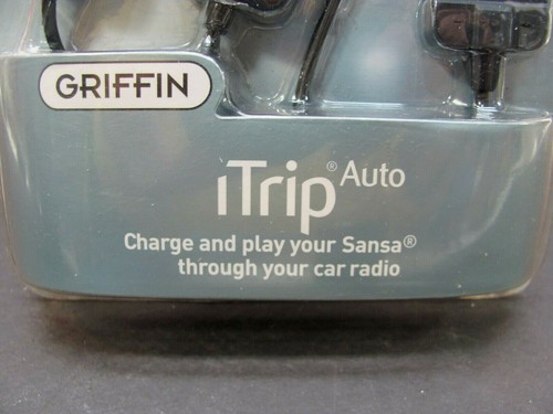 Griffin iTrip Auto FM Transmitter for Sansa - Charge and Play - Picture 2 of 6