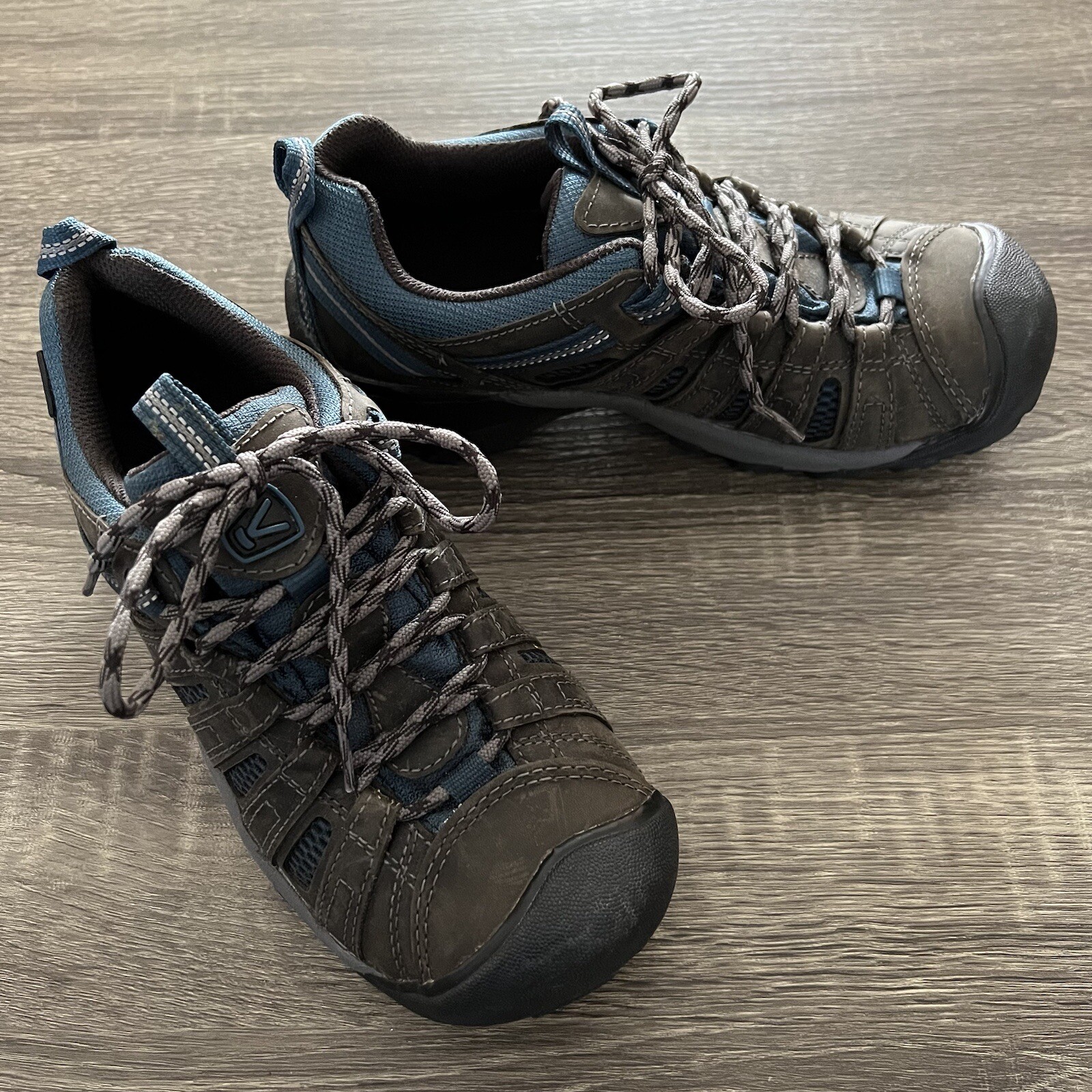 Scarpe da trekking ventilate KEEN da uomo Voyageur taglia 7 US