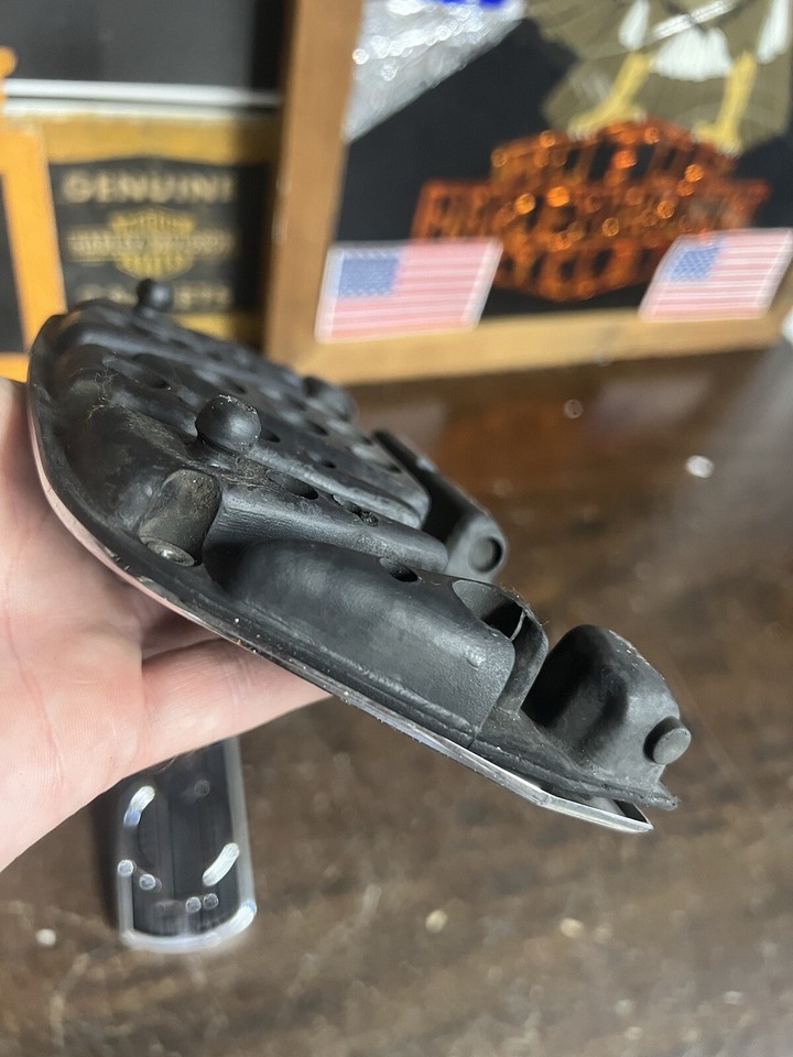 Vintage OEM Harley Nostalgia Nostalgic Floorboard Insert & Brake Pedal