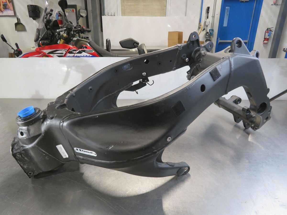 EB1351 2019 19 KAWASAKI NINJA ZX6R 636 FRAME VIN EB1351 2019 19 KAWASAKI NINJA ZX6R 636 FRAME VIN