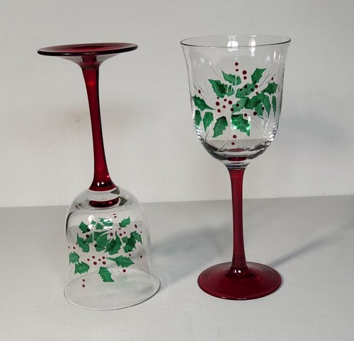 Gorham Festive Holly Wine Glasses 10oz Handpainted Holiday Christmas Set 4 - Picture 8 of 11