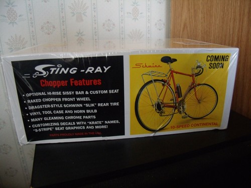MPC SCHWINN STING-RAY CLASSIC KRATE BIKE 1/8 SCALE MODEL KIT NEW SEALED - Picture 3 of 4