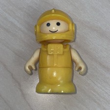 1984 Playworld Toys Yellow Astronaut Figure Playmates Space Station Vintage