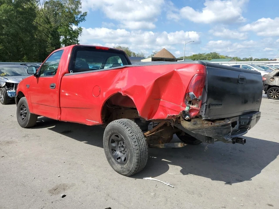 Conjunto de faros izquierdos usados se adapta a: camioneta Ford F250 1998 grado B izquierda Foto 4 de 4