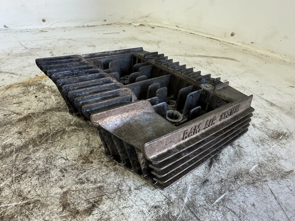 Suzuki GT-185 1973-1978 culata OEM Foto 3 de 4