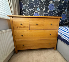 Oak 5 Drawer Chest of Drawers