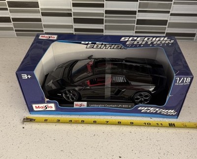 NIB Maisto Special Edition Lamborghini Countach LPI 800-4 Diecast Model Car 1/18