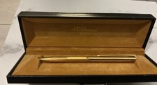 Gold-plated fountain pen by S.T. Dupont Paris in original presentation box