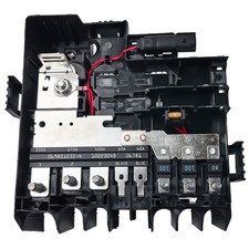 Battery Distribution Fuse Block 85015808 Fits 2019-2025 Chevy Silverado 1500