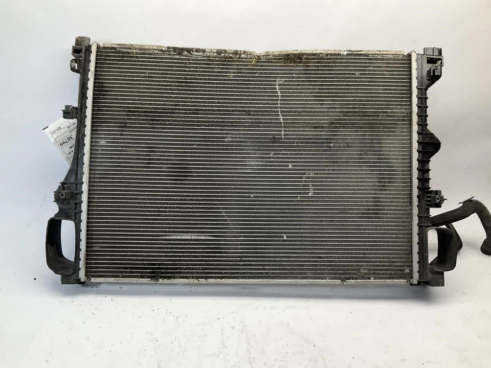 11-14 Mercedes-Benz CL550 Engine Cooling Radiator OEM B - Image 3 of 4