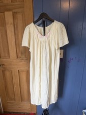 Pre-Owned - Shadowline Nightgown Negligee - Yellow w/ Floral - Medium