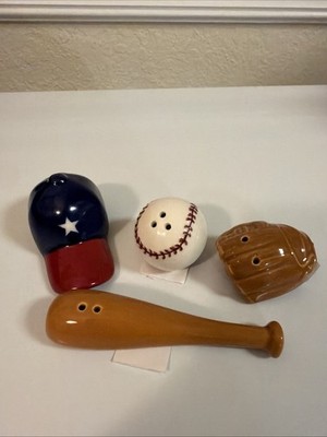 Cracker Barrel Salt Pepper Shaker Baseball Set Of 4 NWT