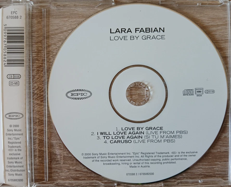 LARA FABIAN - Love By Grace - Maxi-CD / Sony Epic 2000, 670588 2 - Bild 3 von 3