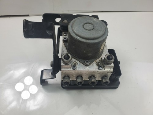 2017 Cadillac Escalade ABS Anti Lock Brake Pump Module 84074976 OEM - Picture 6 of 12