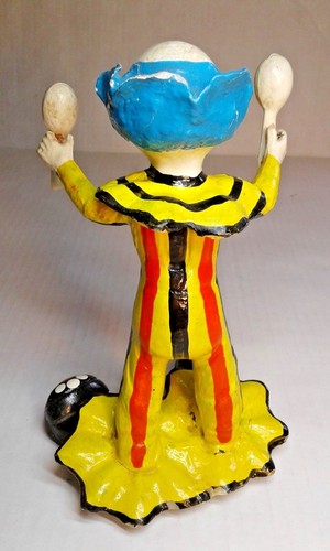 Clown Figurine Statue with Maracas Hand Painted Collectable Vintage FREE SHIP - Picture 4 of 10
