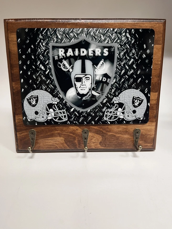 Las Vegas RAIDERS Rustic Wood Plaque Key Holder Man Cave Office wall decor - Image 2 of 4