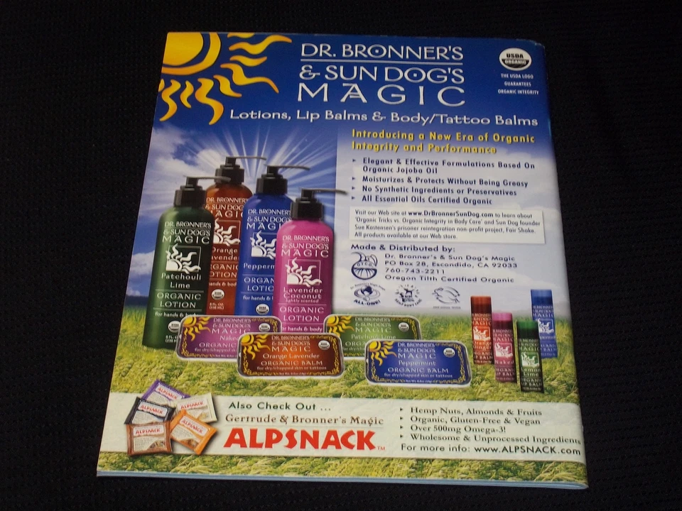 2005 FALL CLAMOUR MAGAZINE - 5 YEARS OF INTERVIEWS FRONT COVER - E 1364 - Image 2 of 2