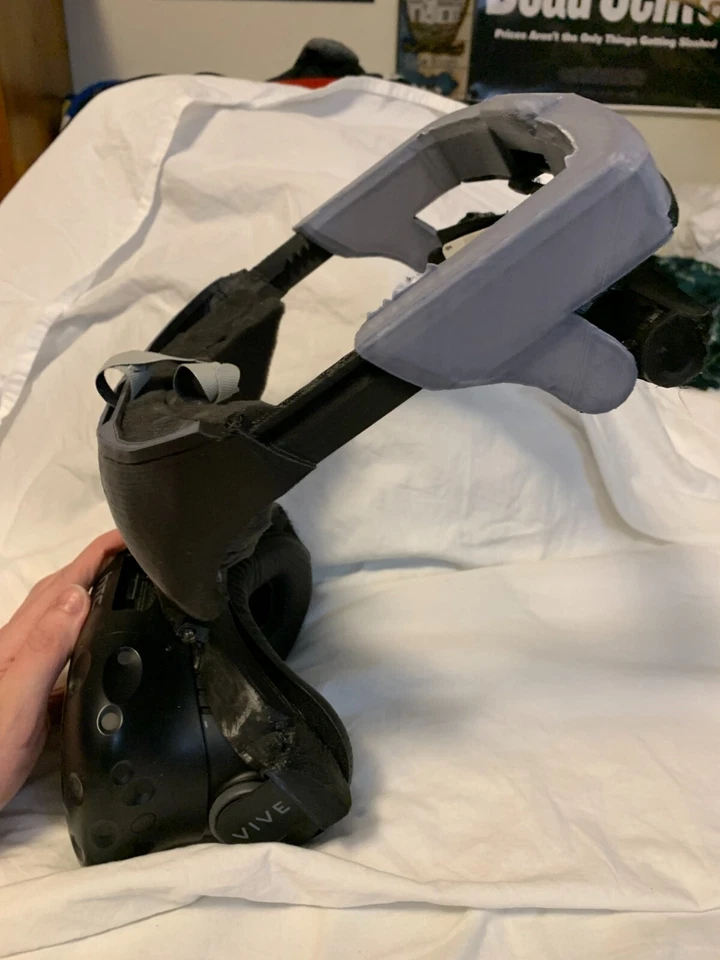 HTC Vive Virtual Reality Headset with reVolve headstrap, link box, CABLES - Image 3 of 4