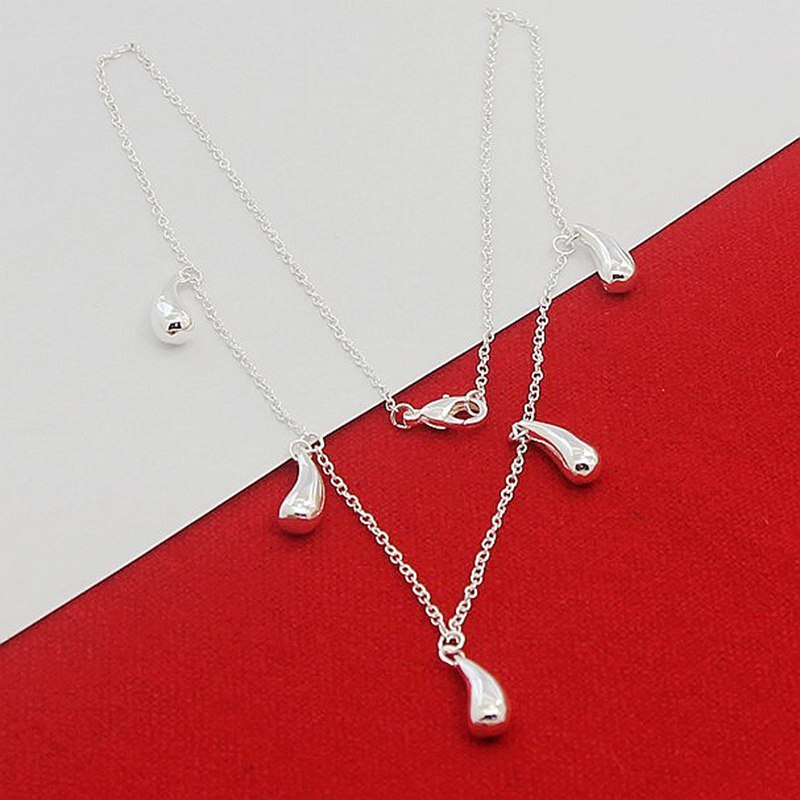 [STONE HENgE] 韓国☆925Silver☆Silver Water Drop Necklace Silver Teardrop Necklace // Small Tear Drop Pendant on a