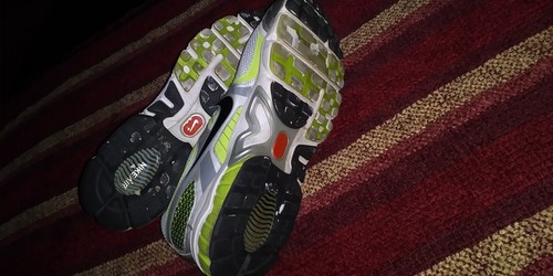 Nike Air Max Moto+ 8 (size 12) White/Neo Lime-Blk-Slv mens Running 407641 130 - Picture 3 of 4