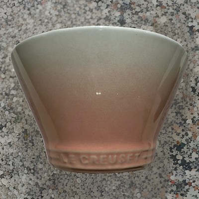 Set of 2 NIB Medium Neo Bowls Powder Pink