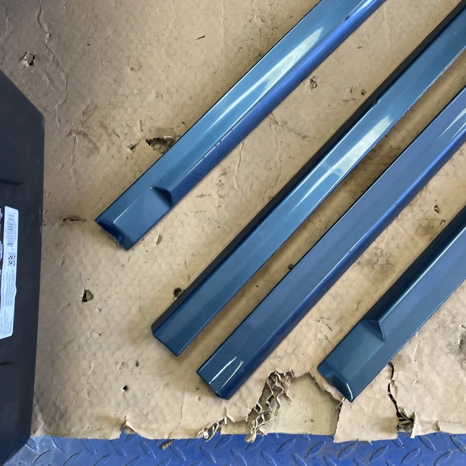 Juego de protectores de molduras de parachoques de puerta Subaru Outback Wagon 2005 2006 2007 64Z Foto 2 de 4