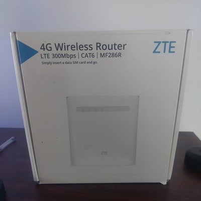 ENTSPERRT ZTE MF286R CAT6 300Mbps 4G LTE WLAN ROUTER HOME OFFICE VOIP Sim Slot