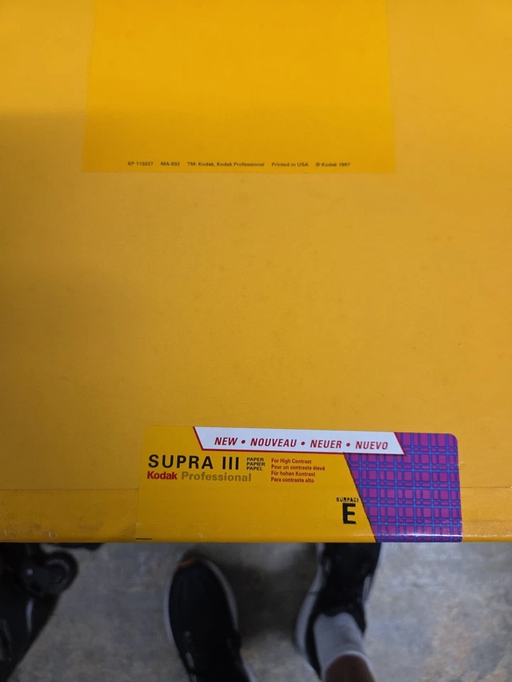 Papel Fotográfico Kodak Professional Supra III Superficie E 46 Hojas Abiertas Foto 2 de 4