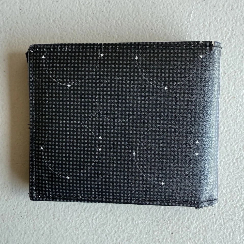 Xbox Embossed Print Bi-Fold Wallet Green Black - Image 2 of 4