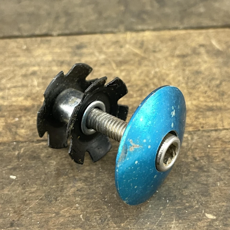 Headset Star Nut Blue Top Cap Bolt 1 1/8" Alloy Threadless Stem MTB Fangled - Image 2 of 4