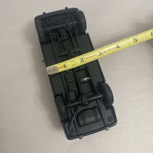 Brookfield 1:24 Scale 1994 Jeep Grand Cherokee Limited Black Diecast - Picture 9 of 10