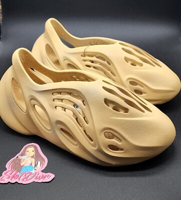 Adidas Yeezy Foam Runner Desert Sand Size: 12K, 1, 2, 3 *SHIPS Adidas Yeezy Foam Runner Desert Sand Size: 12K, 1, 2, 3 *SHIPS