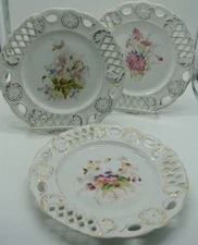 Vintage Lattice Floral Decorative Platters Design - Shabby Chic Set of (3) 7.5"
